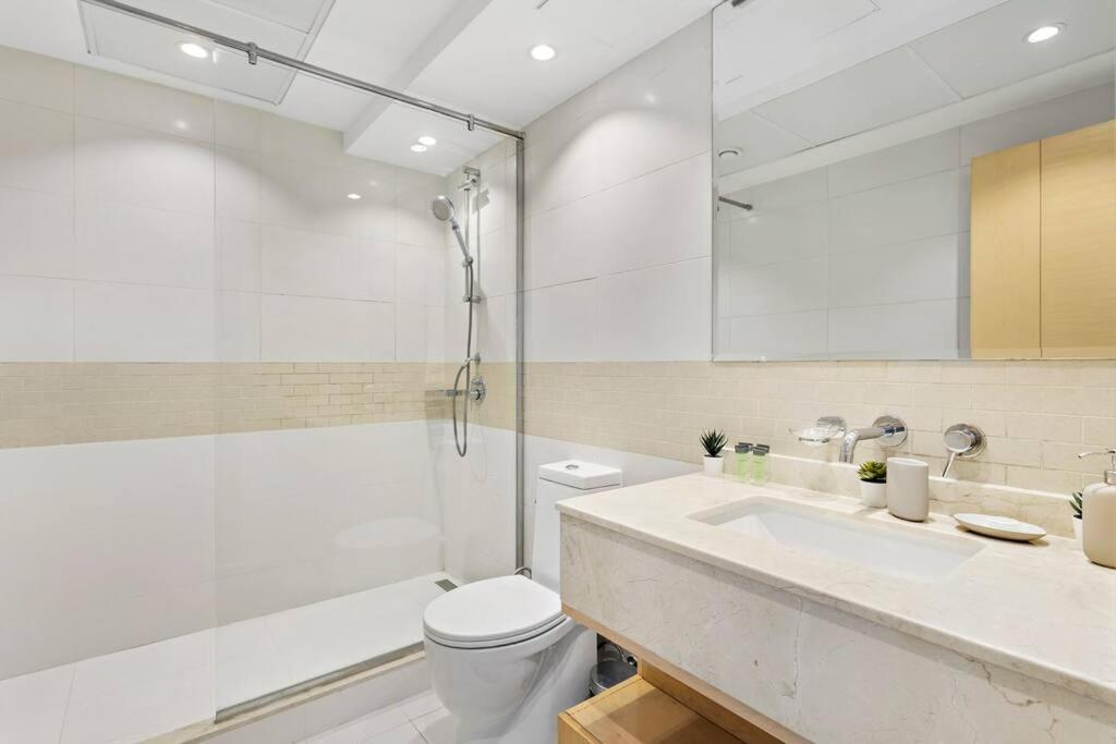 Stonetree - Stylish Fully-furnished 1 Br * Dubai