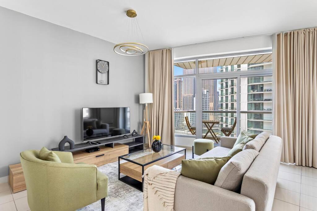 Stonetree - Stylish Fully-furnished 1 Br Apartment Dubai