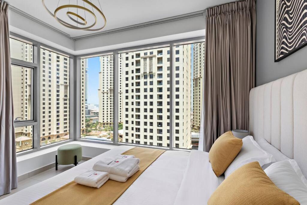 Stonetree - Stylish Fully-furnished 1 Br Apartment