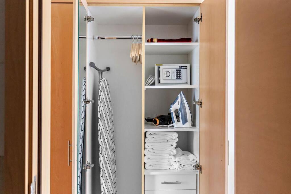 Stonetree - Stylish Fully-furnished 1 Br *