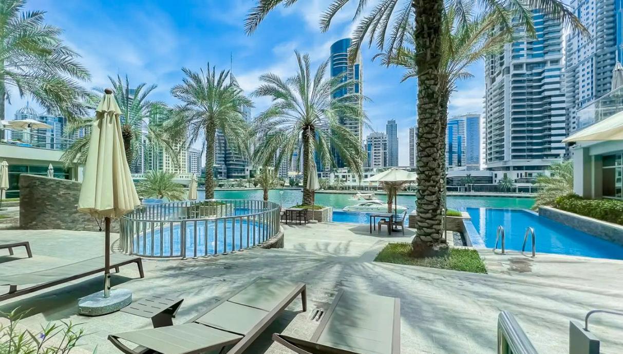 Stonetree - Stylish Fully-furnished 1 Br * Dubai